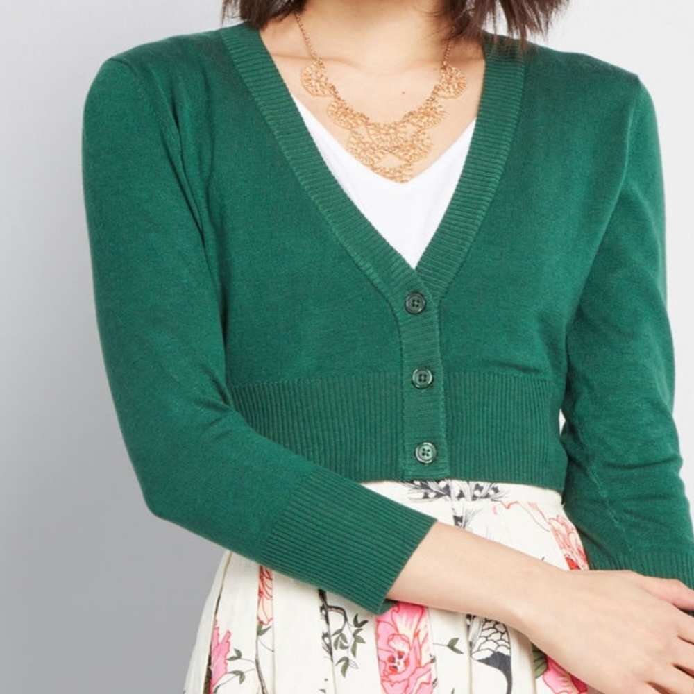 Dream of the crop cardigan